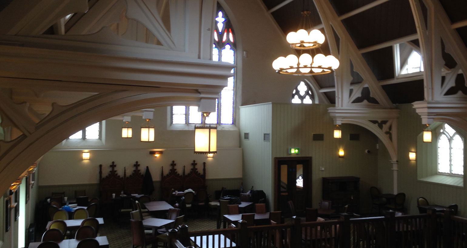 Featured - Interior Decorating Wetherspoons in Newport - Emerald Painters Portfolio