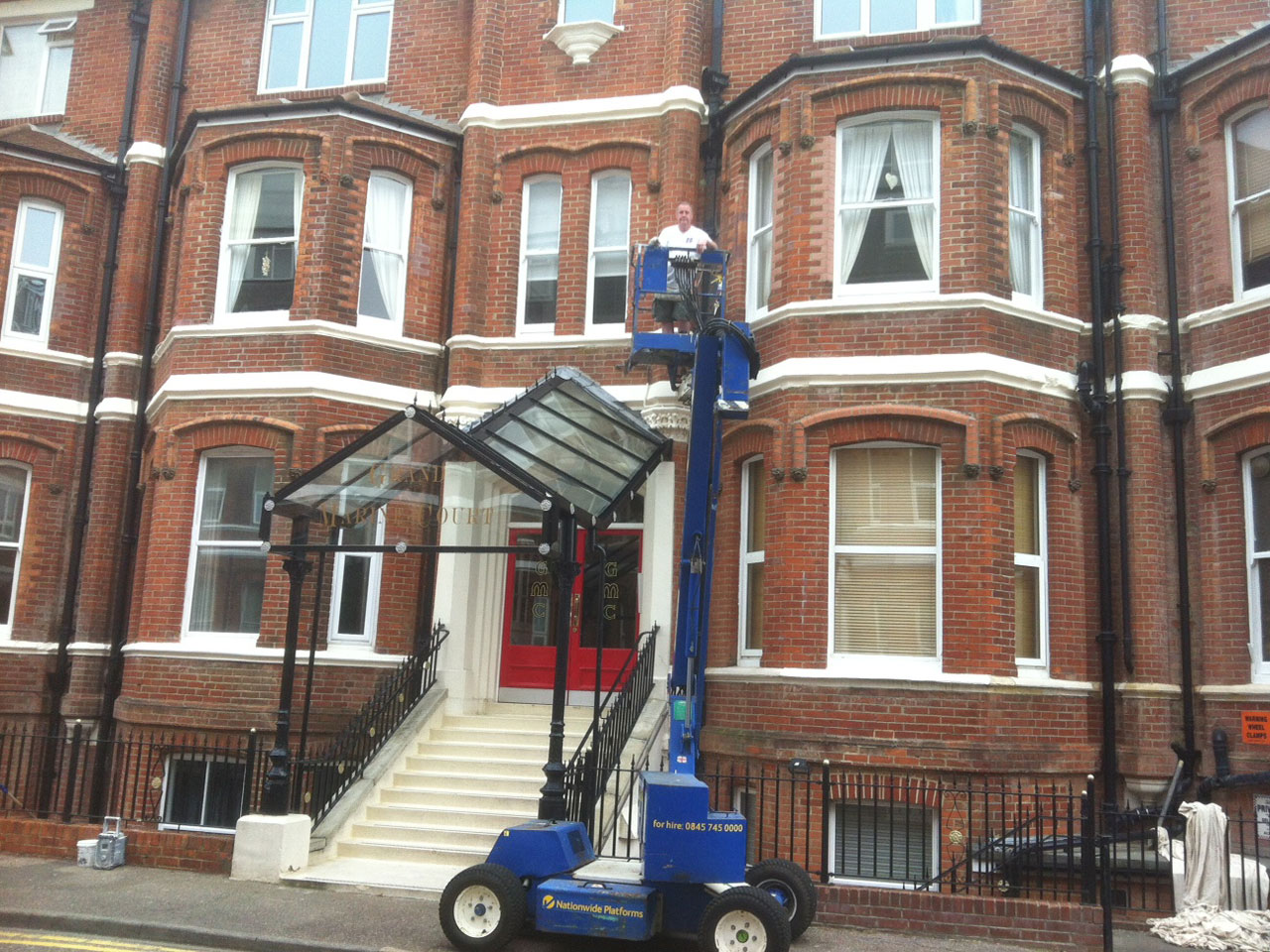 Emerald Painters are licensed for access machinery for difficult access areas Bournemouth Poole Christchurch Dorset Emerald Painters are licensed for access machinery for difficult access areas Bournemouth Poole Christchurch Dorset